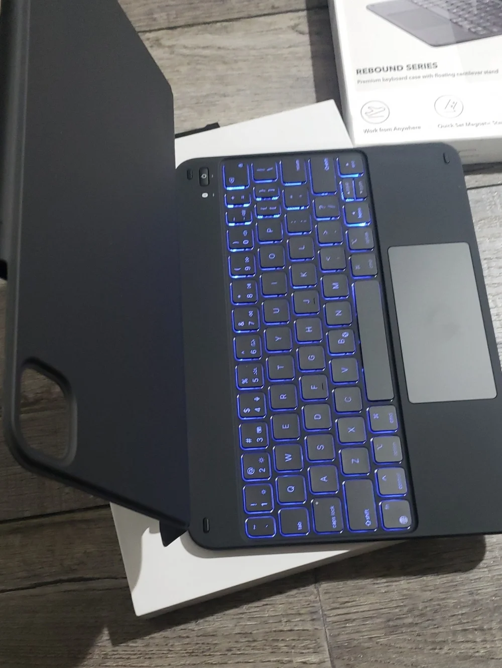 ESR Rebound Keyboard Case For iPad Air 11